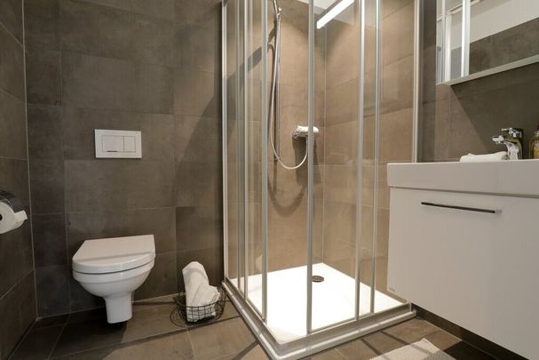 Moderne avec jardin - Foto 1