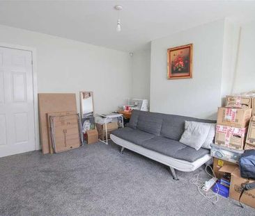 West Royd Avenue, Shipley, BD18 - Photo 6