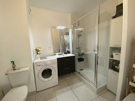 location Appartement T2 DE 41.75m² À ST ANDRE LEZ LILLE - Photo 2
