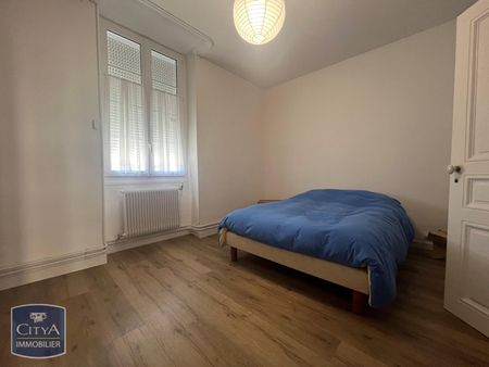 Location Appartement 3 pièces 90m² MACON 71000 - Photo 4