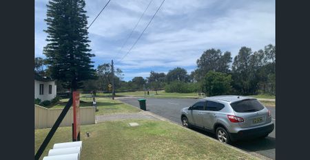 Renovated One Bedroom Unit - Photo 3