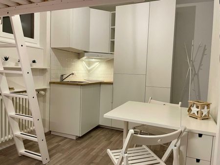 STUDIO À LOUER PROCHE CENTRE : ANNÉE - Photo 4