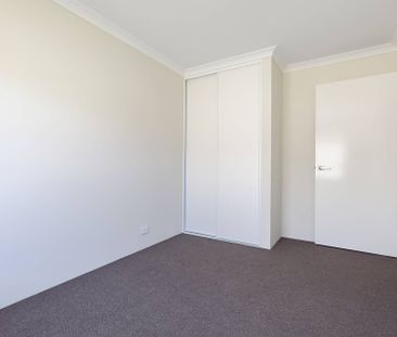 Modern Family Sanctuary - Photo 2