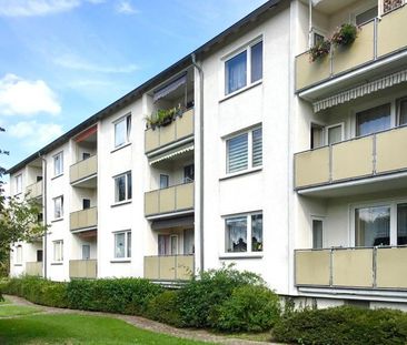 Hier kommen Sie gerne nach Hause - 3-Zimmer-Wohnung mit Balkon - Foto 1