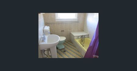 WALK TO SHOPS, SCHOOL AND STATION - Photo 4