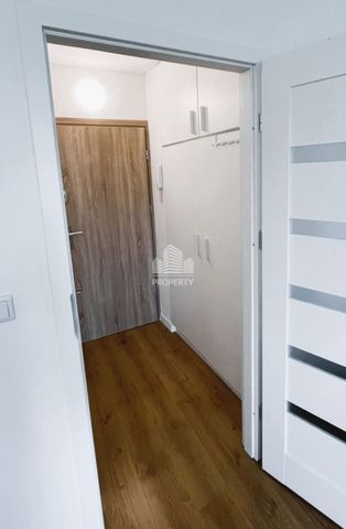 Jasna kawalerka po remoncie, blisko tramwaj i SKM - Zdjęcie 5