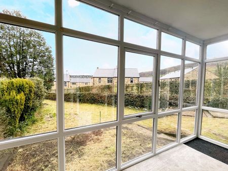3 bedroom detached house to rent - Photo 4