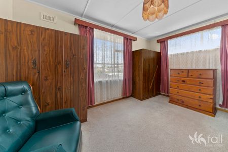 Charming Retro Home in the Heart of Claremont - Photo 3