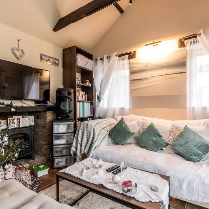 1 bedroom detached house to rent - Photo 1