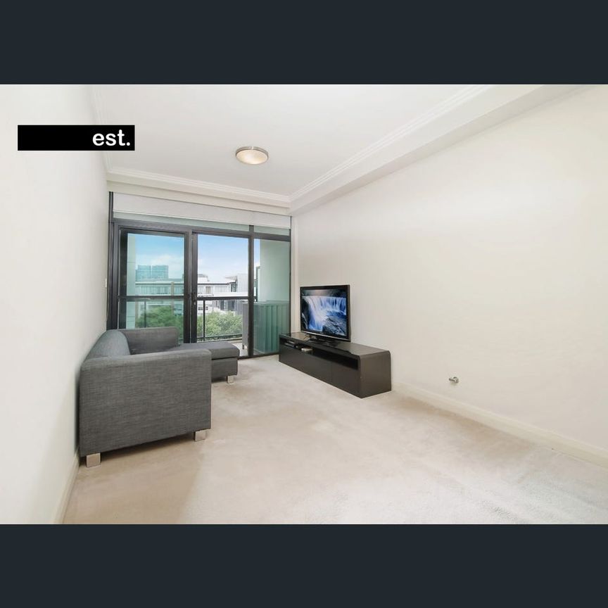 Furnished, modern and private in the heart of Rhodes - Photo 1