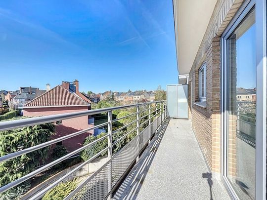 Appartement te huur - Photo 1