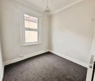 5 bedroom house to rent - Photo 2