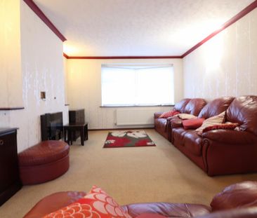 3 bedroom semi-detached house to rent - Photo 4