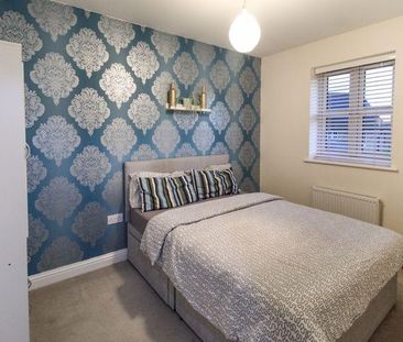 3 bedroom semi-detached house to rent - Photo 1