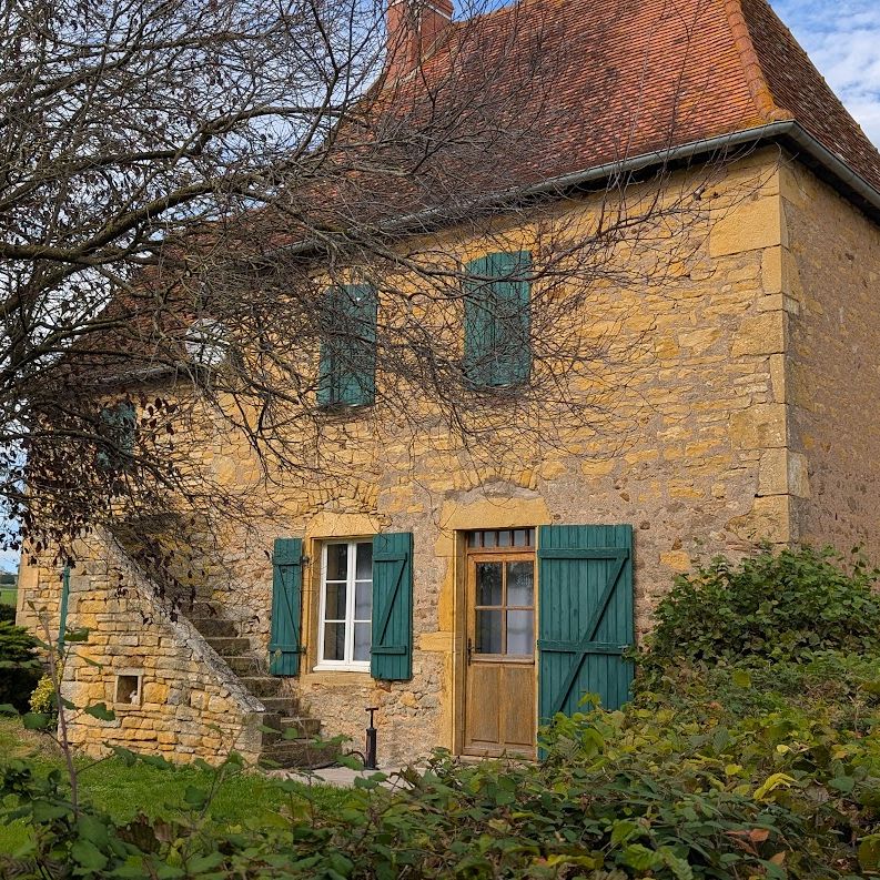 Maison Poisson 4 pièce(s) 120 m2 - Photo 1