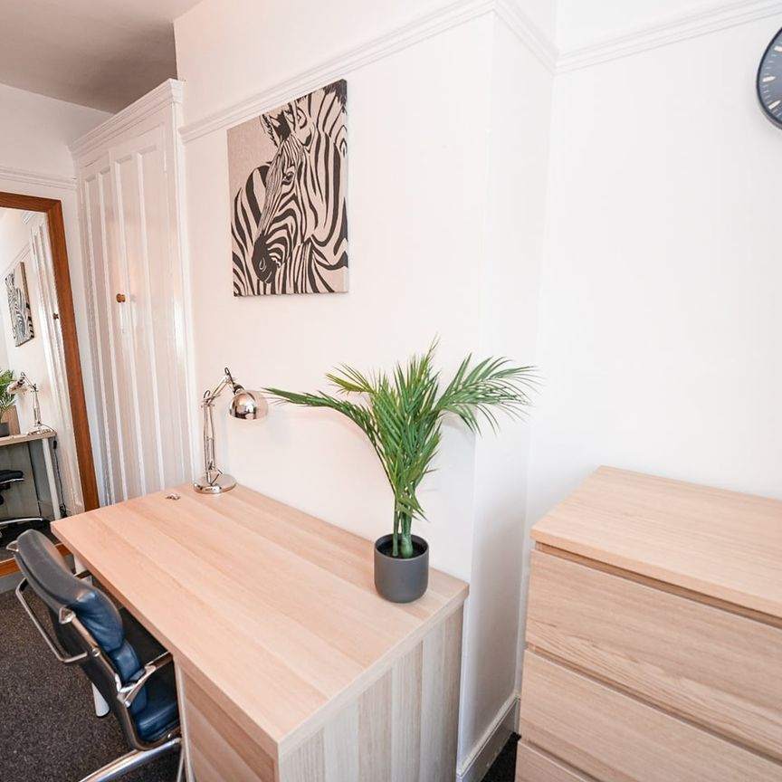 Room in a Shared House, Rosebank Avenue, HA0 - Photo 1