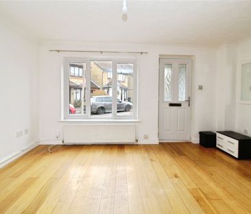 Lomond Gardens, South Croydon, CR2 8EQ - Photo 4