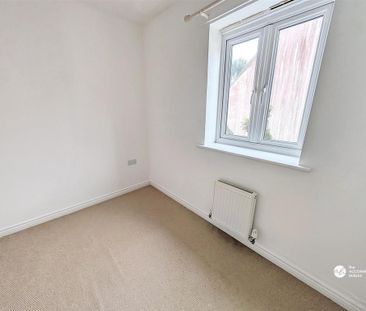 4 bedroom detached house to rent - Photo 5