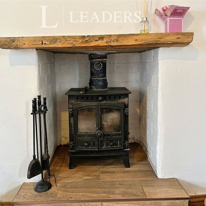 2 bedroom house to rent High Street, Fulbeck, Grantham, NG32 - Photo 1