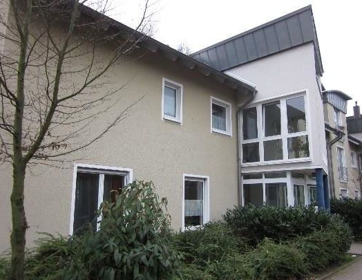 Etwas besonderes: schön, geschnittene 3-Zimmer-Wohnung mit Garten (WBS) - Photo 1