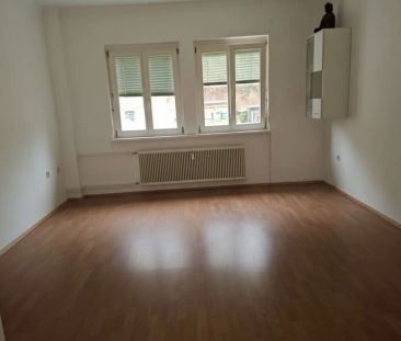 NEU - Unmöblierte 3-Zimmer-Altbauwohnung im Halbstock in Thörl nahe... - Foto 4