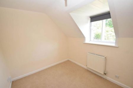 3 bedroom detached house to rent - Photo 5
