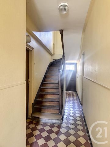 Location Appartement 1 pièce 25m² CREPY EN VALOIS 60800 - Photo 4