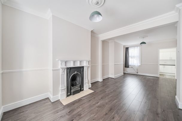 Curzon Street, Reading, RG30 1DB - Photo 1