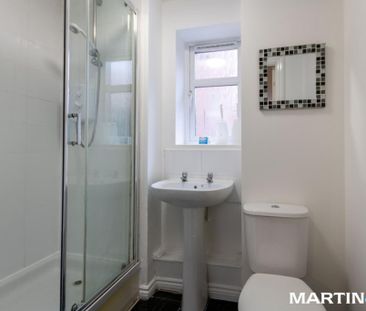 2 bedroom ground floor flat to rent - Photo 6