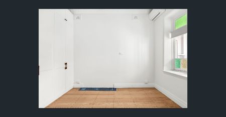 Freestanding house in premier lifestyle pocket - Photo 4