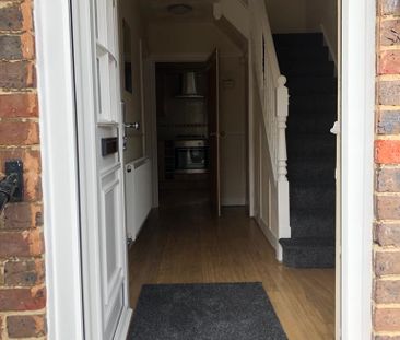 16 Peterborough Avenue - Photo 6