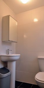 1 bedroom property to rent - Photo 3