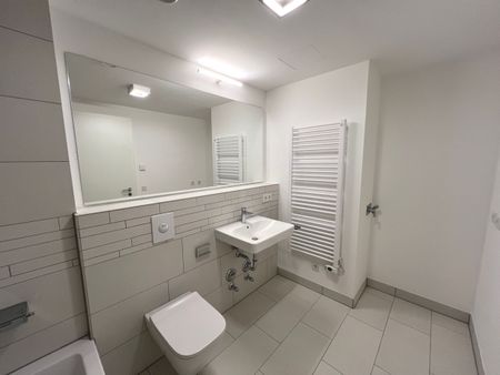 4-Zimmerwohnung mit Balkon, Loggia und Stellplatz in Hamburg-Altona! - Photo 4