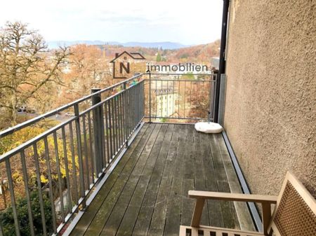 CENTRAL ABOVE THE ROOFS OF THE UPPER CITY - Photo 2