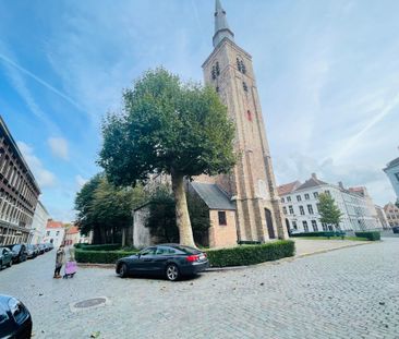 Brugge centrum, Op het Sint-Annaplein, LICHTRIJK APPARTEMENT met GR... - Foto 2