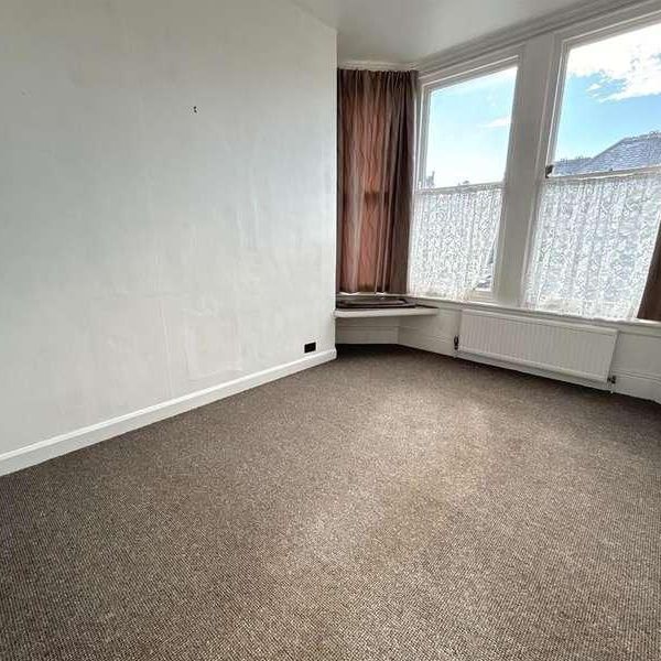 Flat, West Street, Scarborough, YO11 - Photo 1
