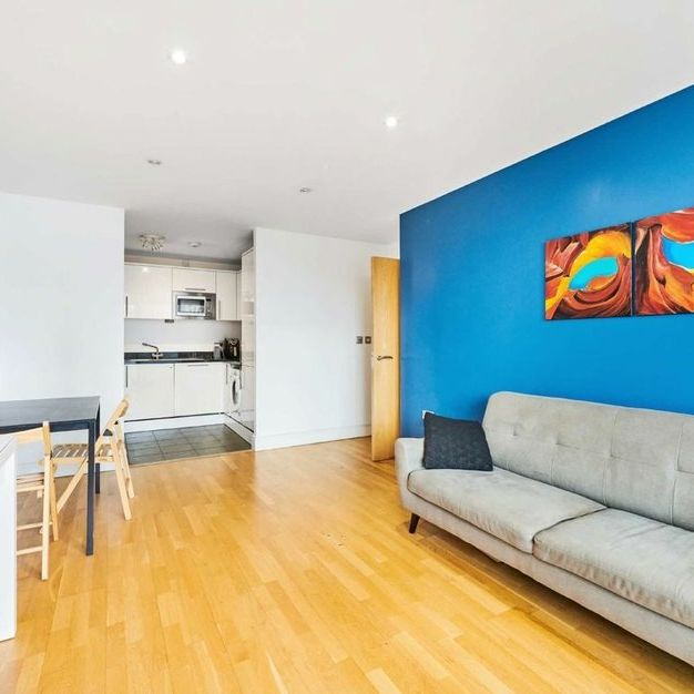 Prestons Road London, E14 - Photo 1