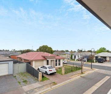 8 Chamabri Lane, Andrews Farm. - Photo 2