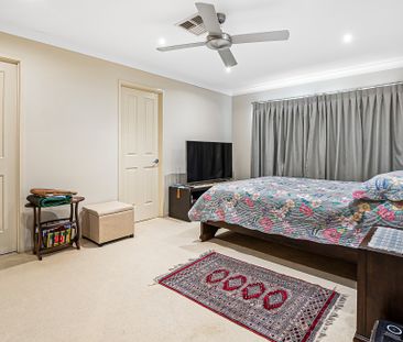 Spacious Family Home in the Sought-After Reserve Rise Estate - Photo 3