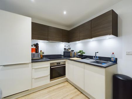 1 bedroom apartment to rent - Photo 5