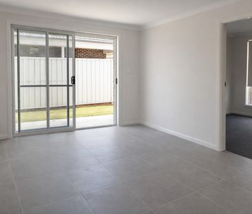 Applications Processed within 12 hours - Photo 1