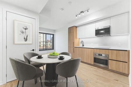 35 Parliament Street #806 - Photo 5