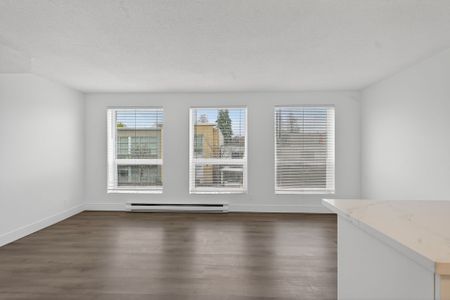 For Lease - 215 Danforth Avenue Unit# 3, Toronto, Ontario - Photo 4