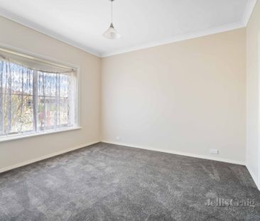 7 Jordan Avenue, Delacombe - Photo 3