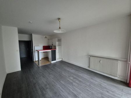Location Appartement 1 pièce 32m² NANCY 54000 - Photo 3