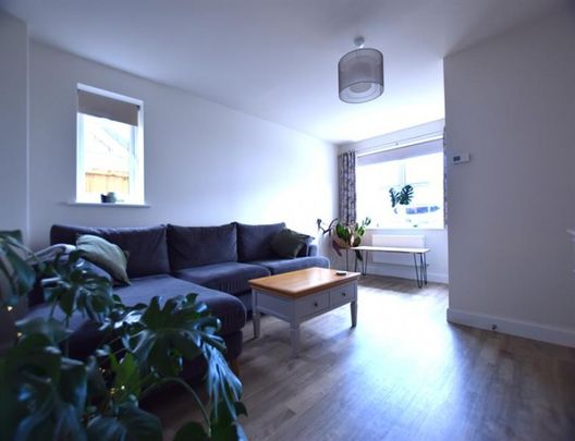 3 Bedroom Semi Detached To Let - Photo 1