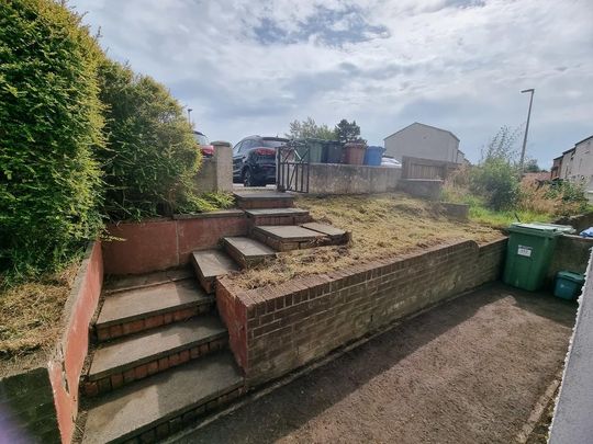 3 bedroom terraced house to rent - Photo 1