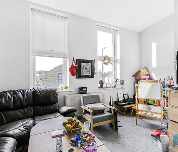 2 bedroom maisonette to rent - Photo 1