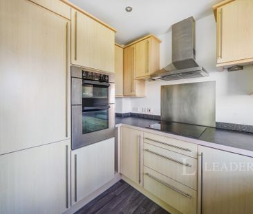 1 bedroom apartment to rent Endeavour Court, Ocean Village - Photo 1