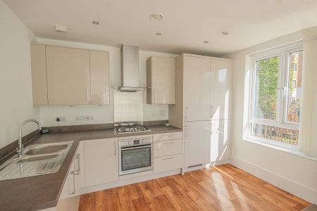 Claud Hamilton Way, Priory Gate, Mill Road, Hertford - Photo 5